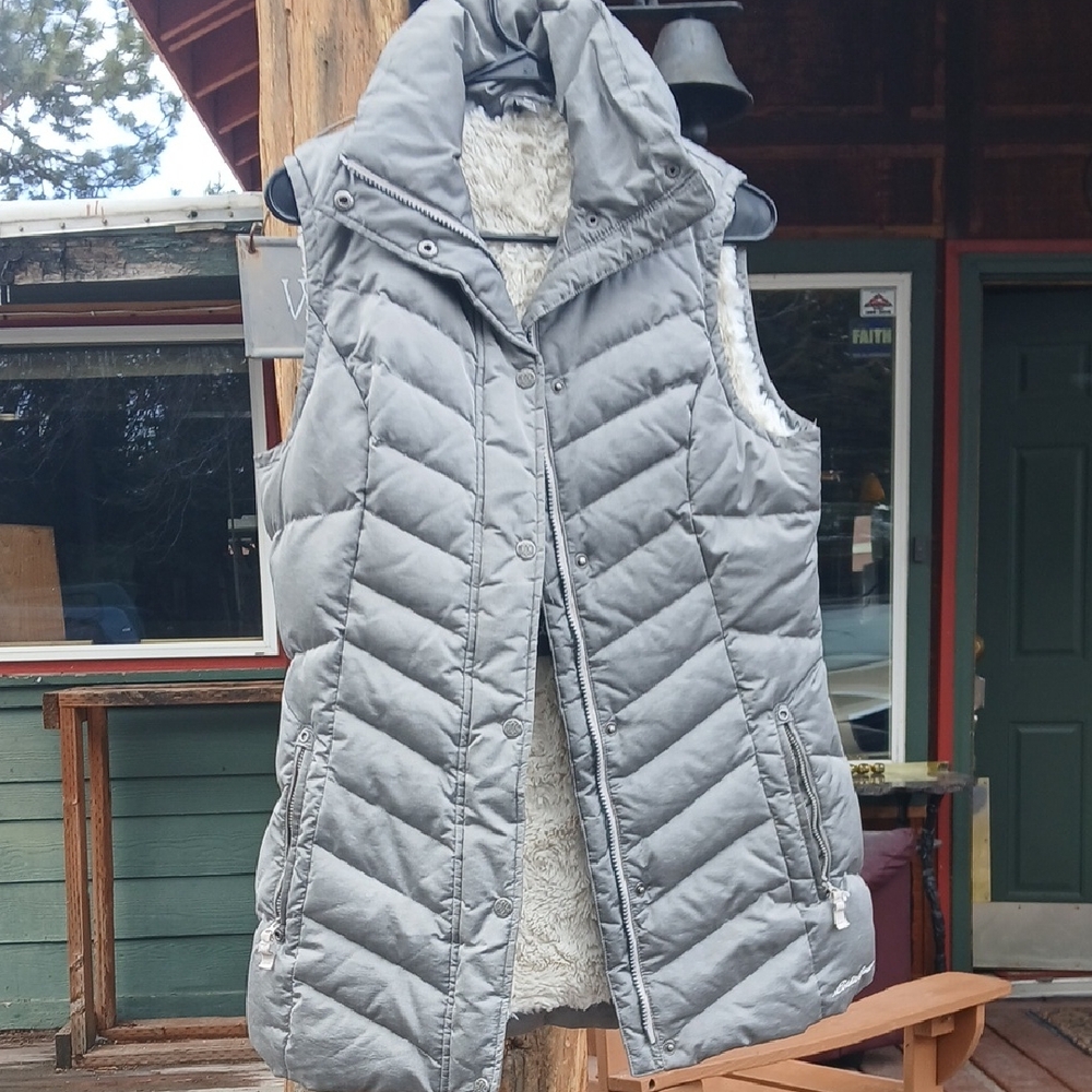 Eddie Bauer Women's Silver Quilted Vest